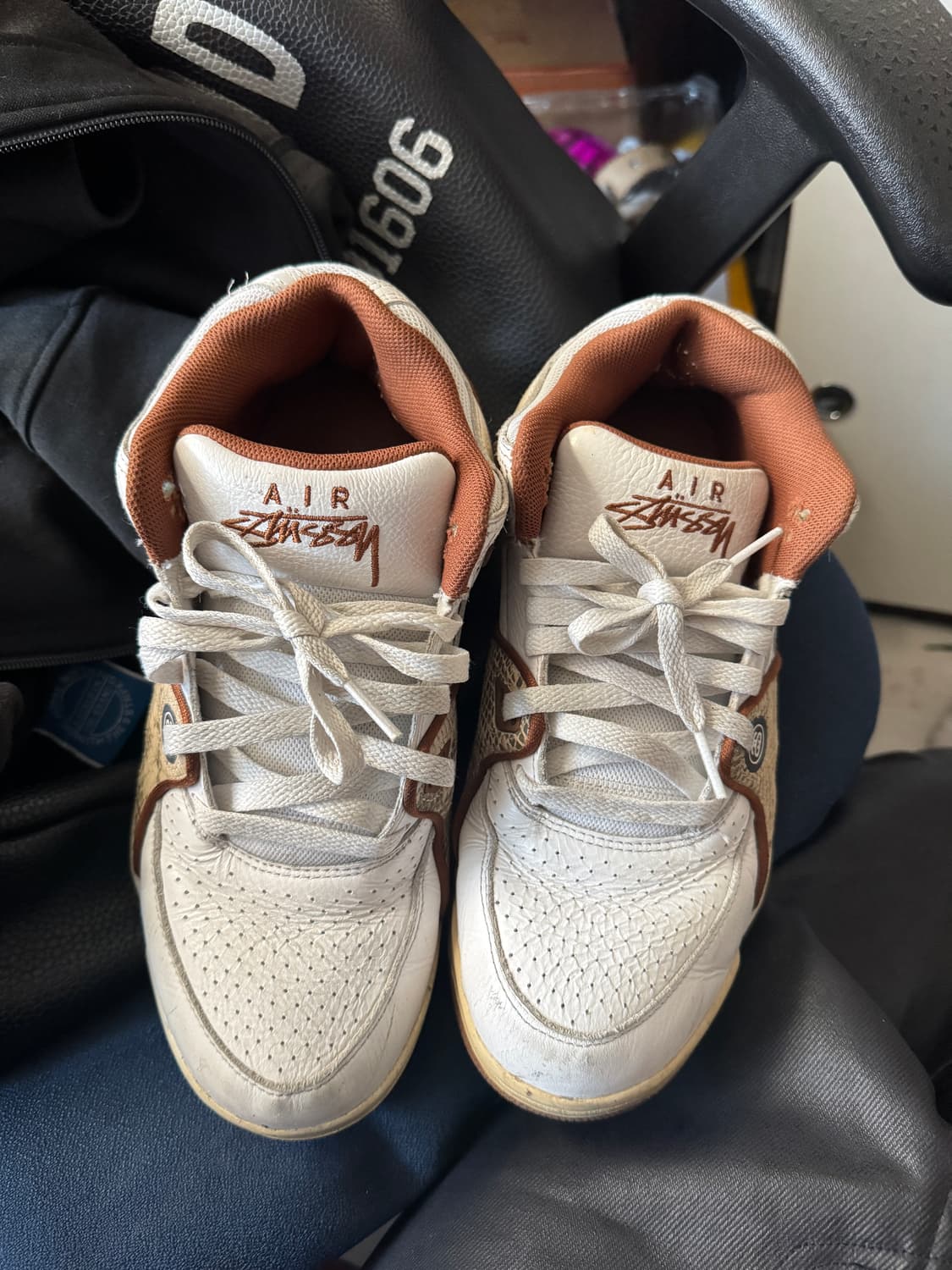 나이키 x 스투시 에어 플라이트 로우 화이트 앤 피칸 상품이미지1