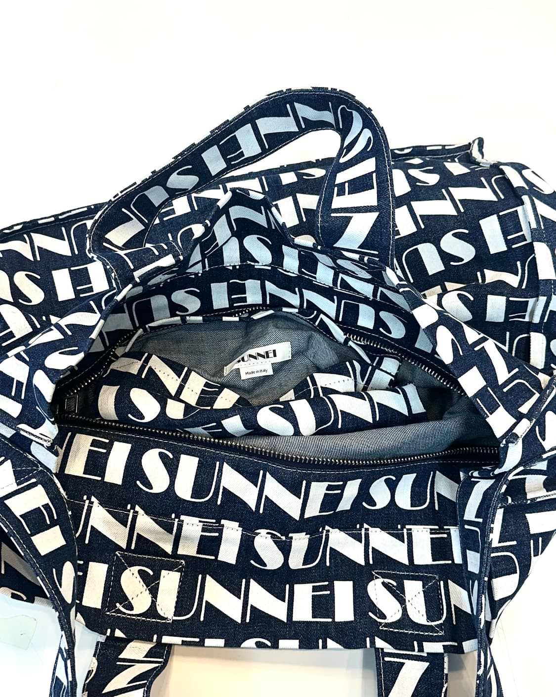 SUNNEI 올오버 로고 패턴 데님 토트백 (민트급) 상품이미지6