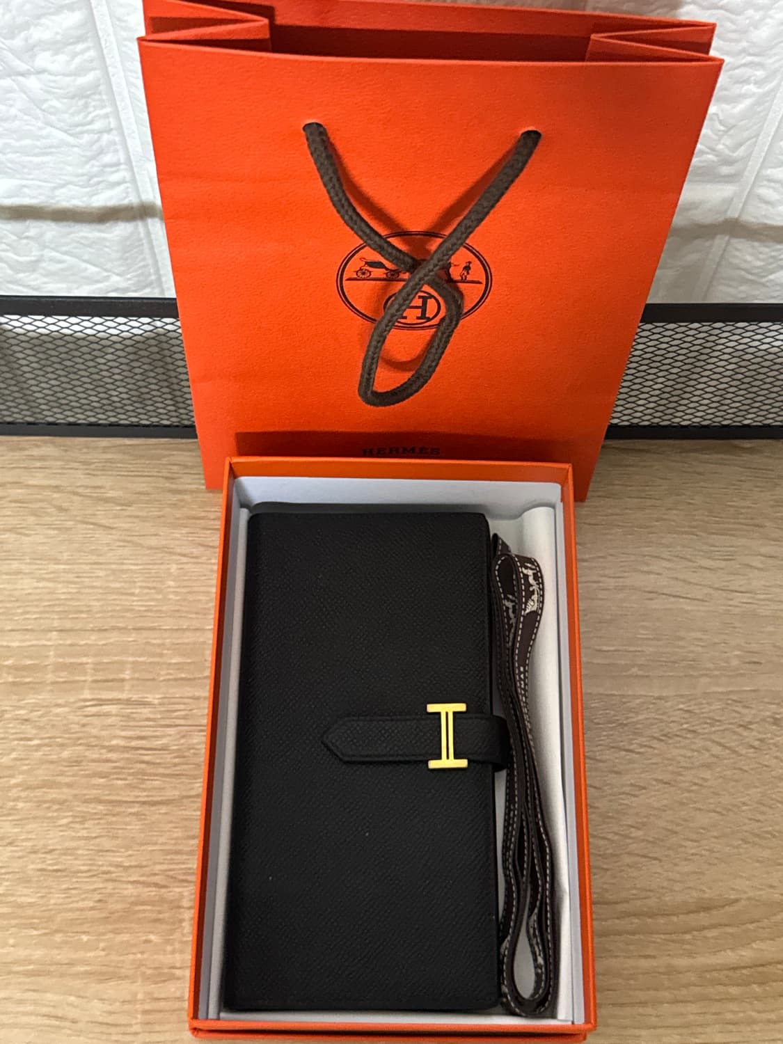 [U] 에르메스 베인 장지갑 블랙 금장 U각인 상품이미지1