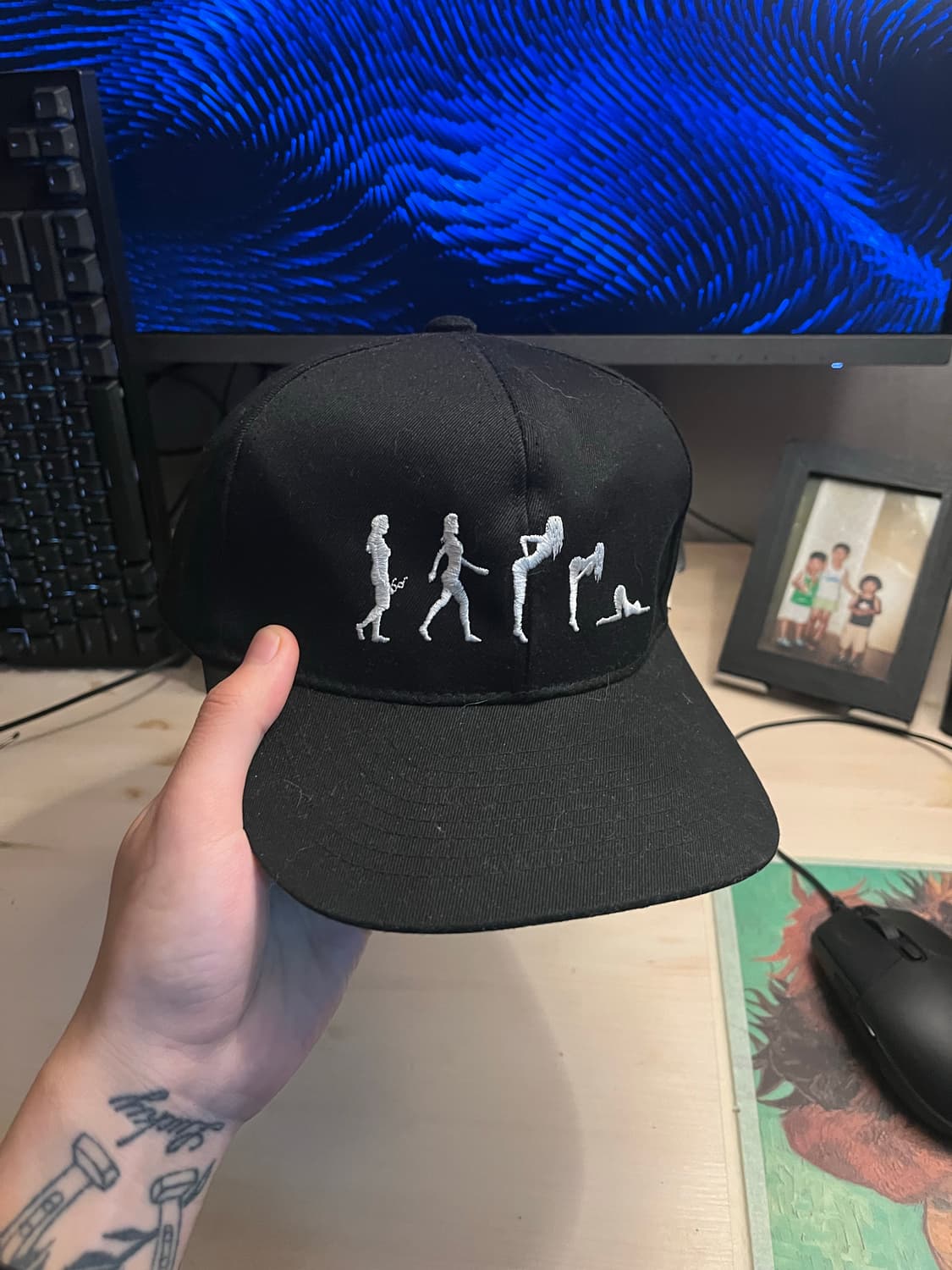 빨간줄 모자 상품이미지1