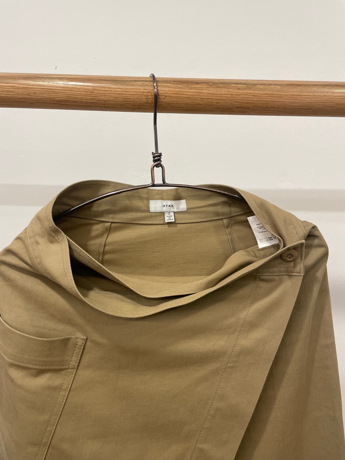 HYKE beige wrap skirt 상품이미지2