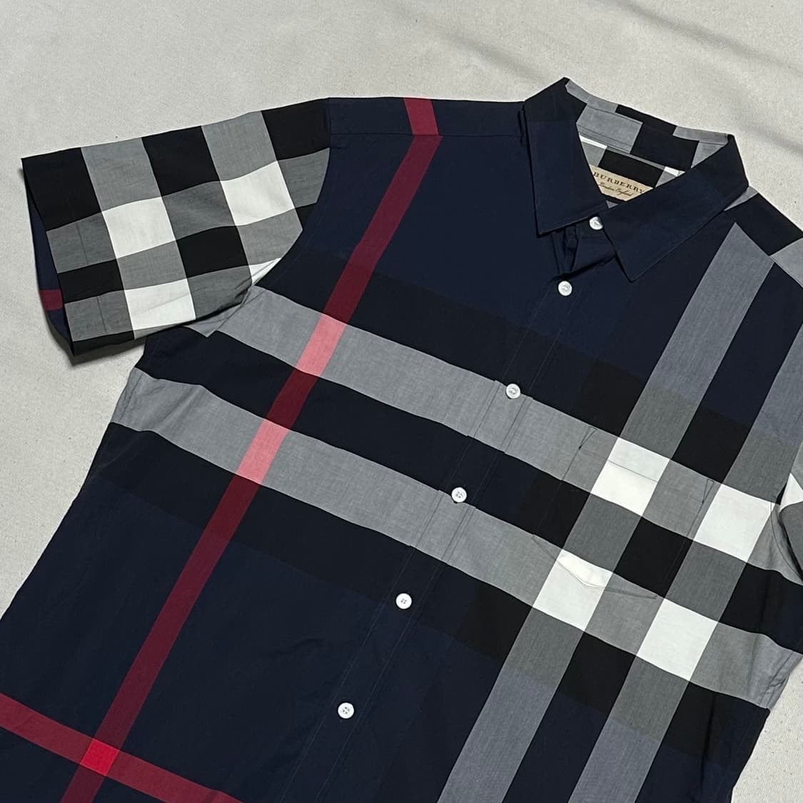 XL 버버리 네이비 체크 반팔 셔츠 상품이미지1