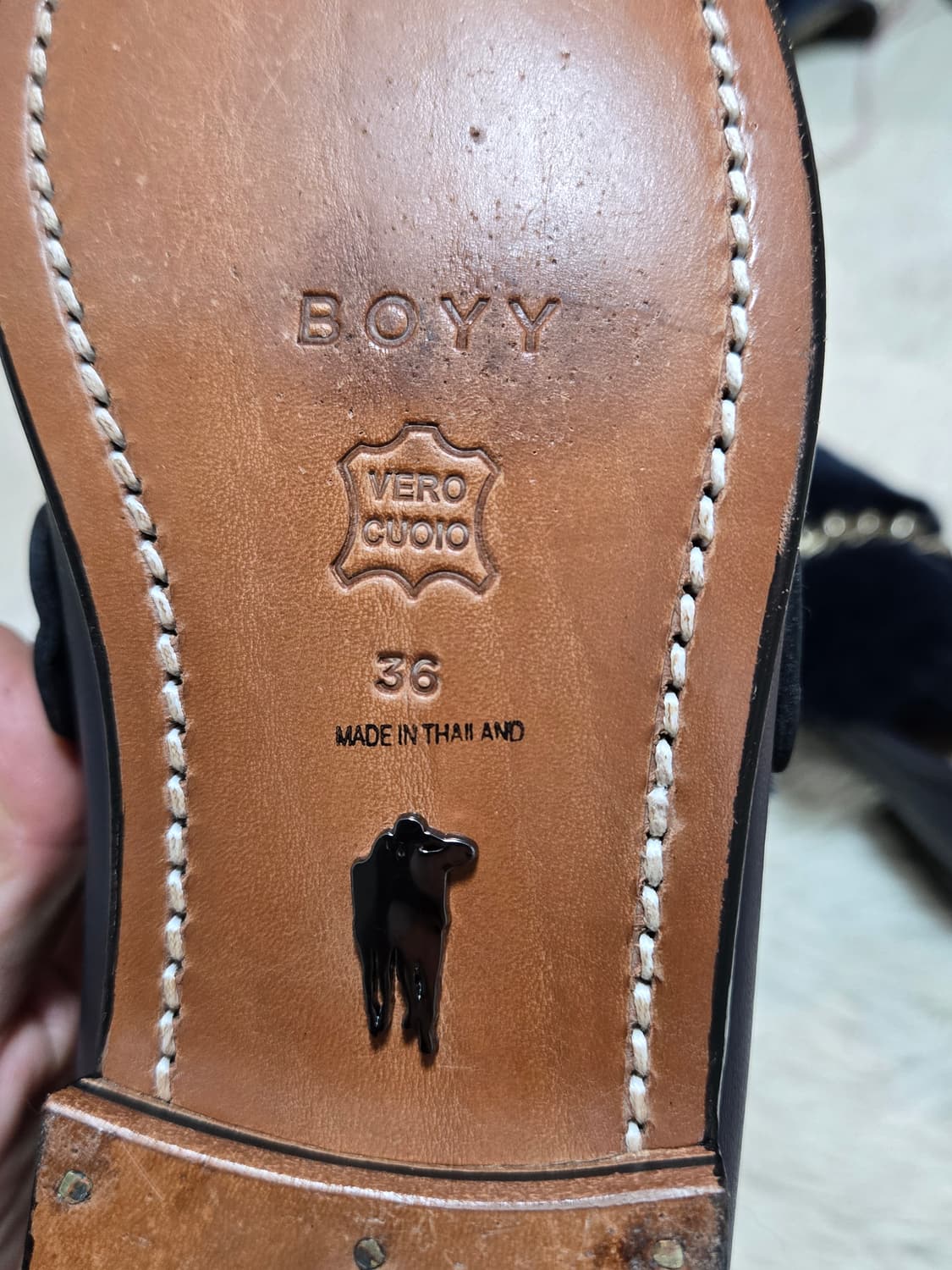 BOYY 퍼 체인 로퍼 네이비 36 천연가죽 퍼로퍼 새제품 상품이미지4