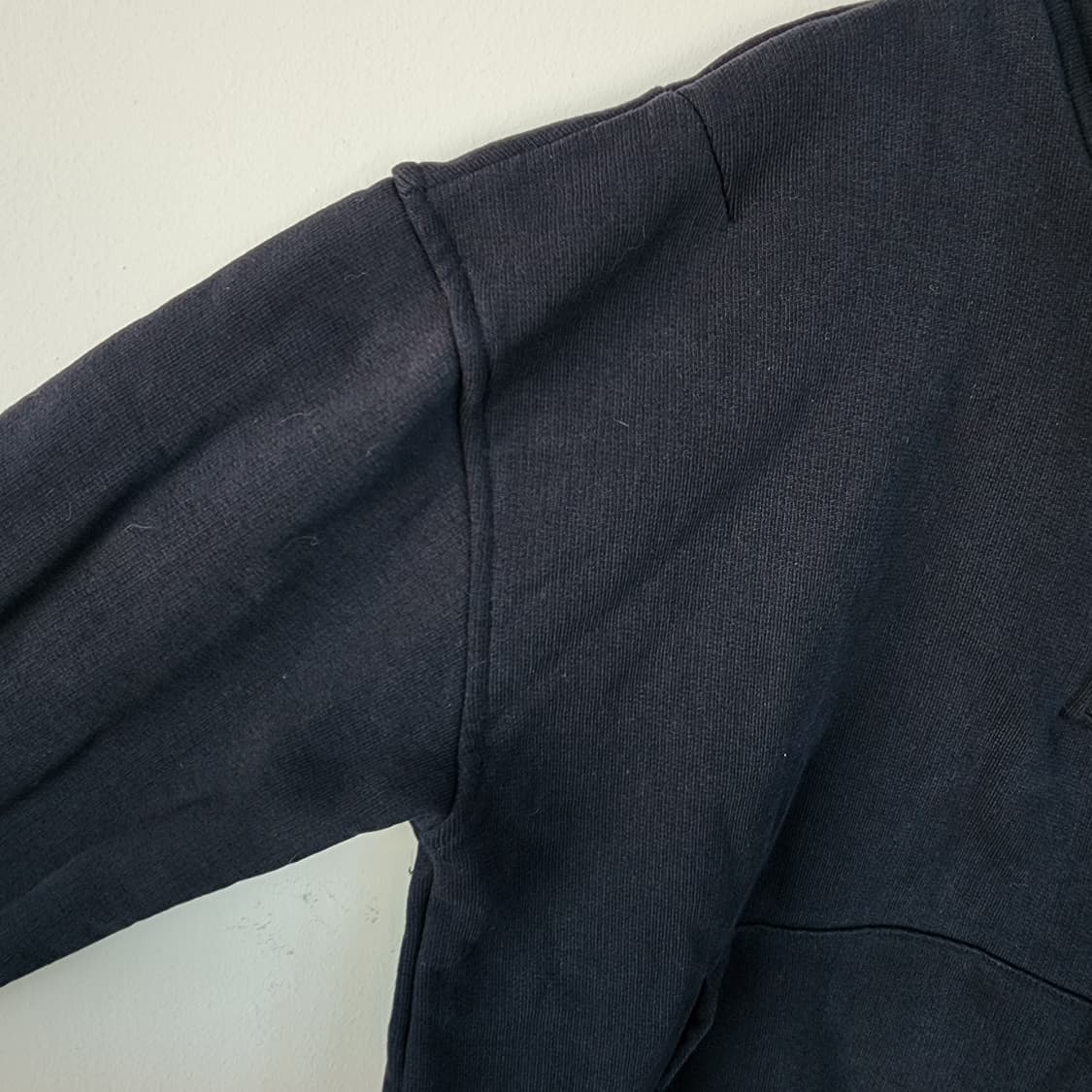 아미 하프집업 네이비 맨투맨 상품이미지3