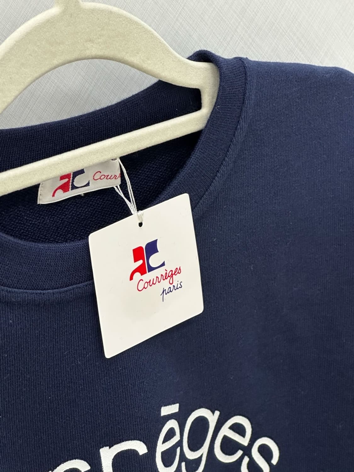 [새상품] courreges / 꾸레쥬 네이비 빅로고 맨투맨  상품이미지3