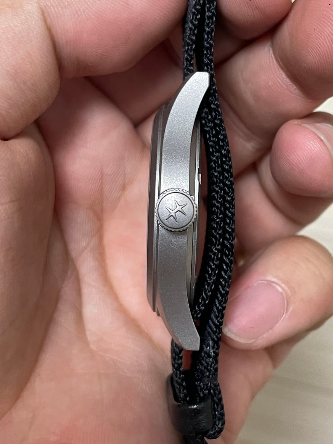 해밀턴 카키필드 쿼츠 38mm 블랙 상품이미지8