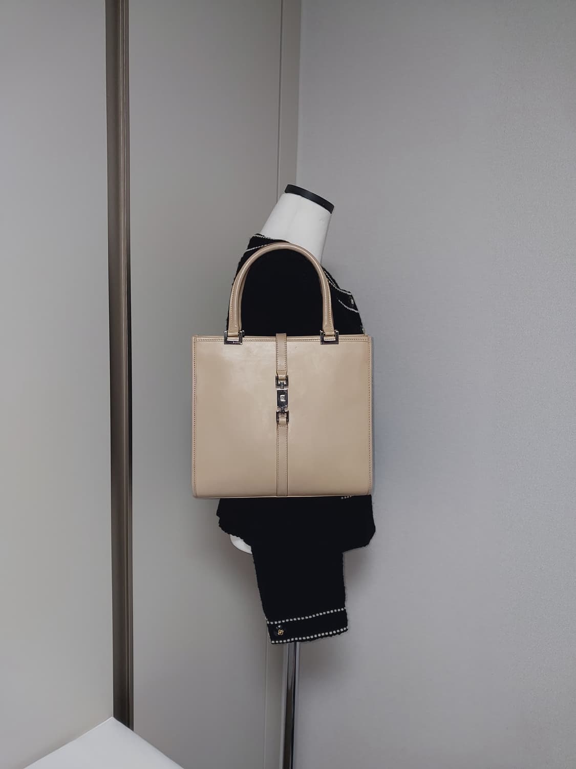 구찌 빈티지 레더 재키백 베이지 상품이미지2