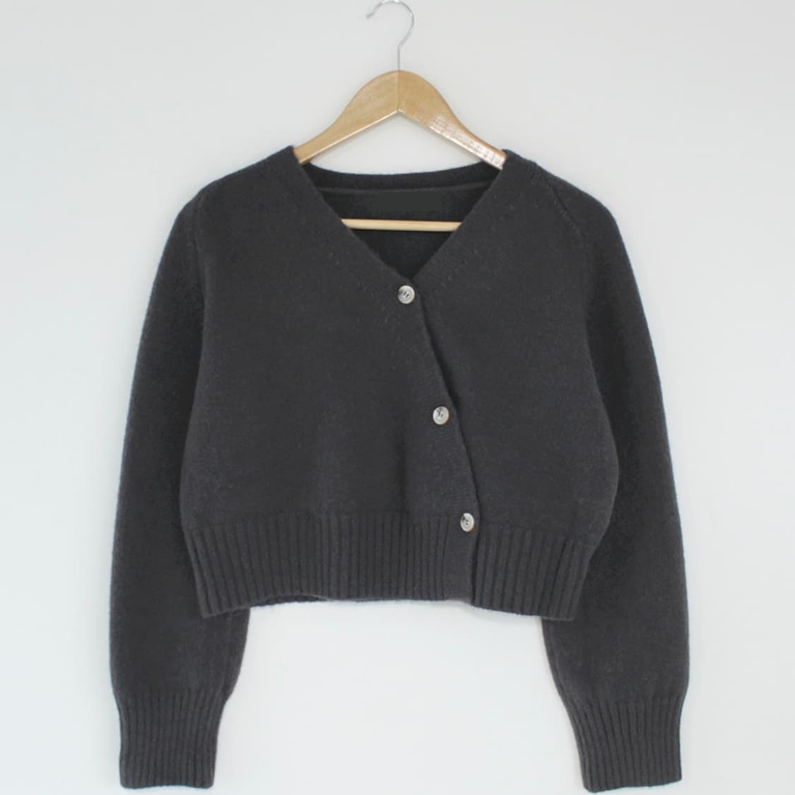 baon 단추 니트 상품이미지1