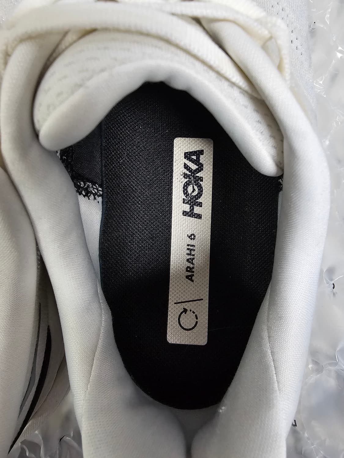 호카오네오네 아라히6 러닝화 와이드285 상품이미지5