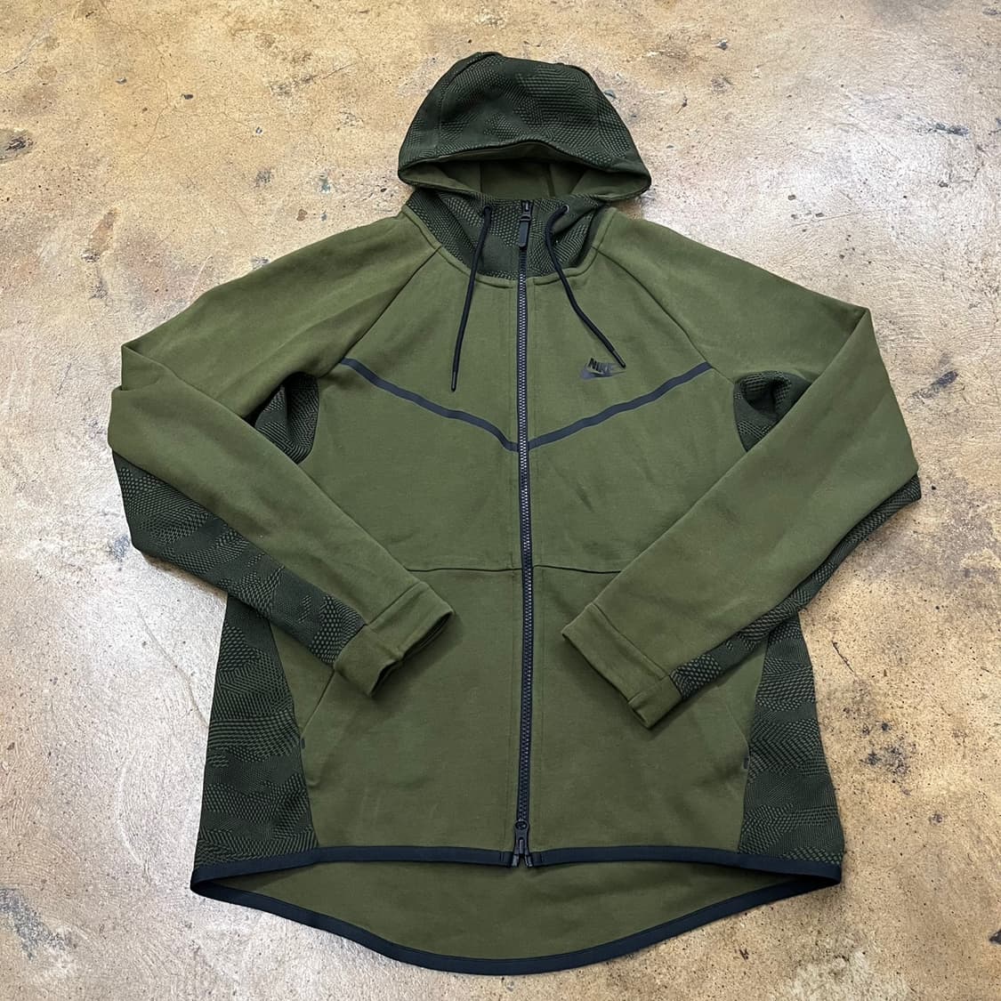 [정품/L,100] 나이키 테크팩 후드집업 카키 b19 상품이미지2