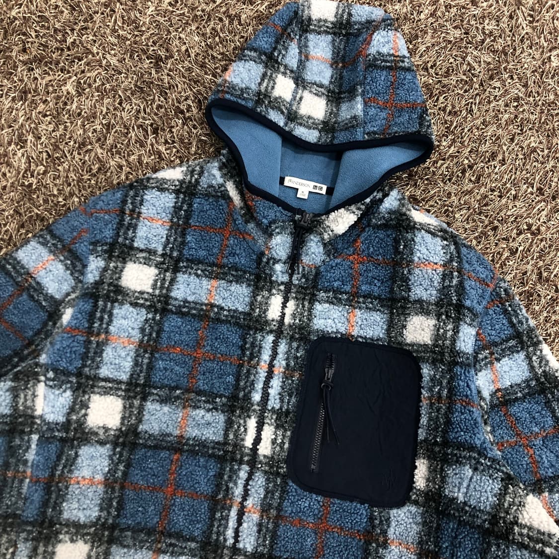 JW앤더슨 X 유니클로 플리스 후드집업 자켓 상품이미지2