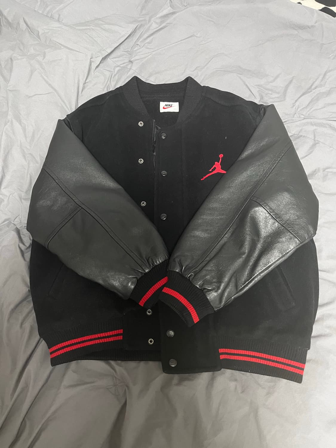 나이키 조던 빅로고 바시티 자켓 상품이미지1