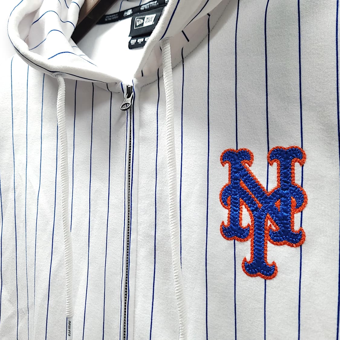 [105/XL] 뉴에라 화이트 MLB 뉴욕메츠 스트라이프 후드집업 상품이미지5
