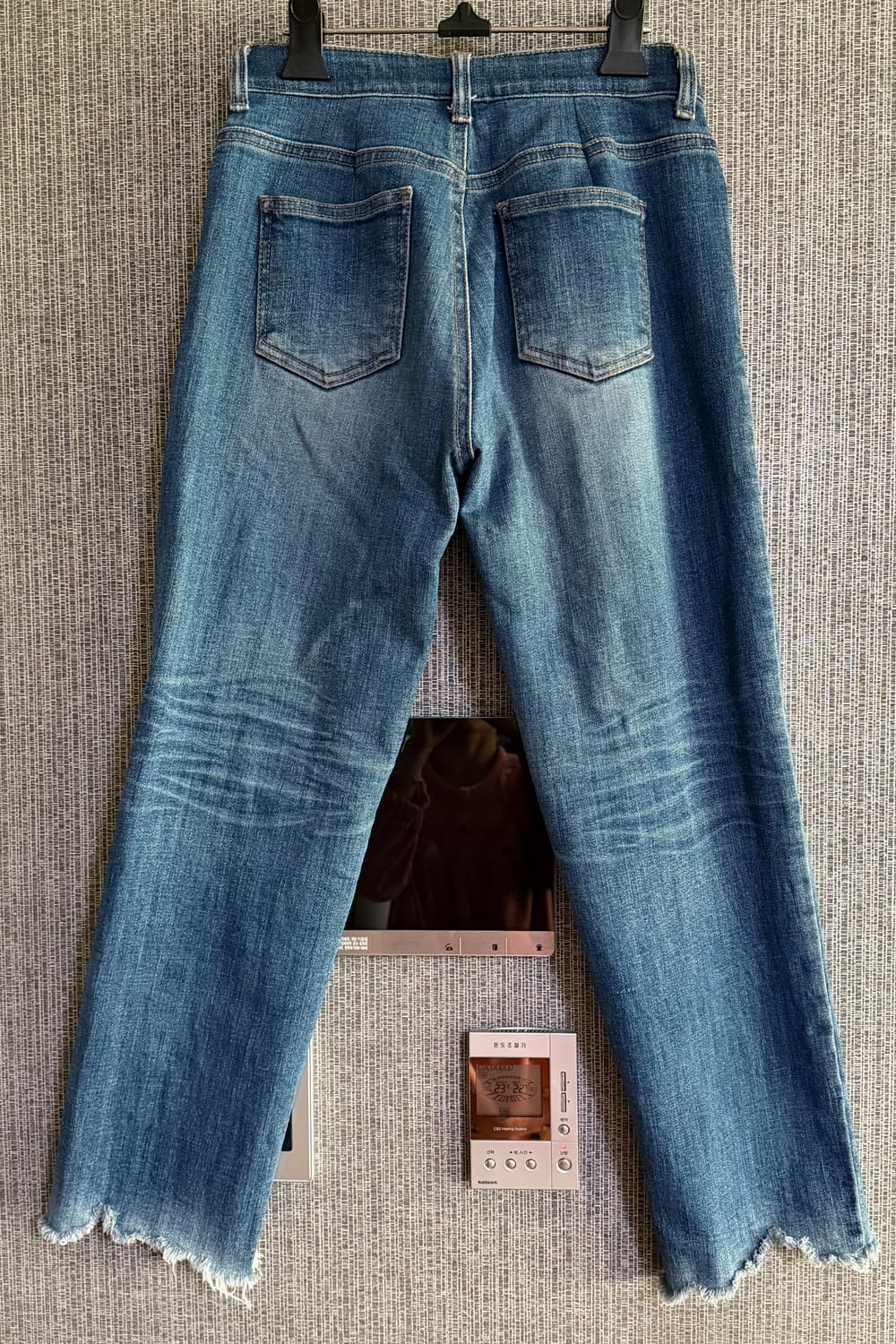 시에로 siero 밑단 내추럴 컷팅 허리 속밴딩 중청 일자 데님 팬츠 상품이미지6