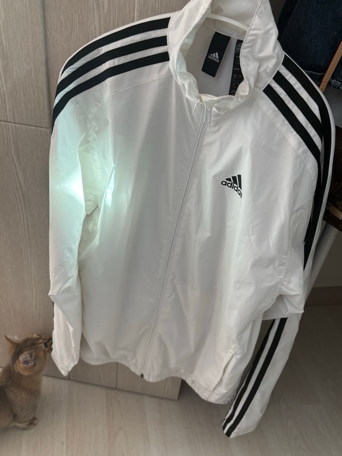 아디다스 머스트해브 3ST 바람막이 상품이미지1