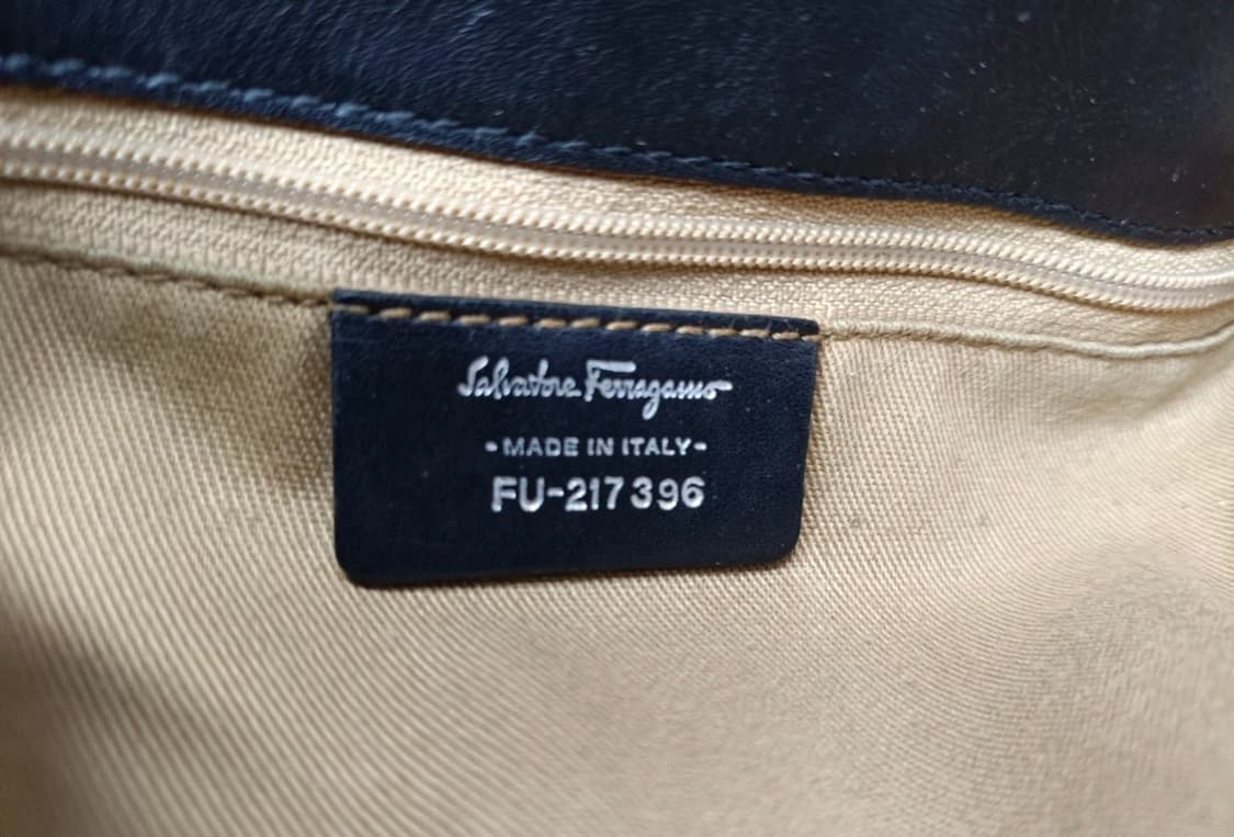 페라가모 간치니 토트백 + 파우치 세트 24*24*7 상품이미지4