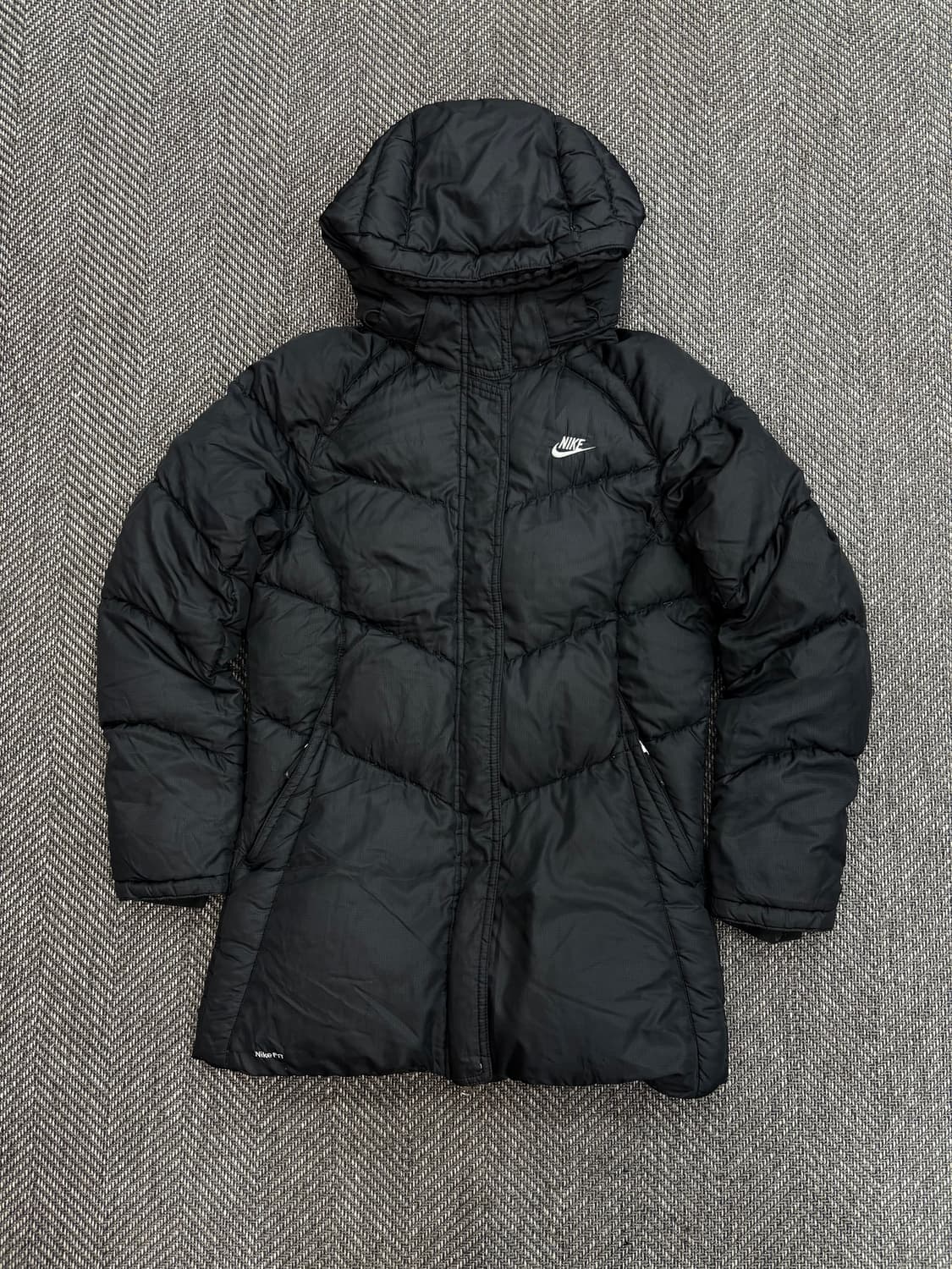 나이키 패딩 블랙 상품이미지1