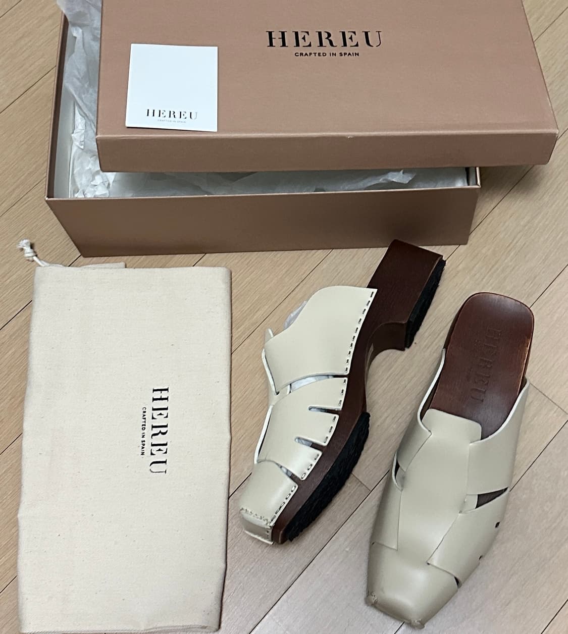 헤레우 루시아 커스터드 클로그 로퍼 36 상품이미지3