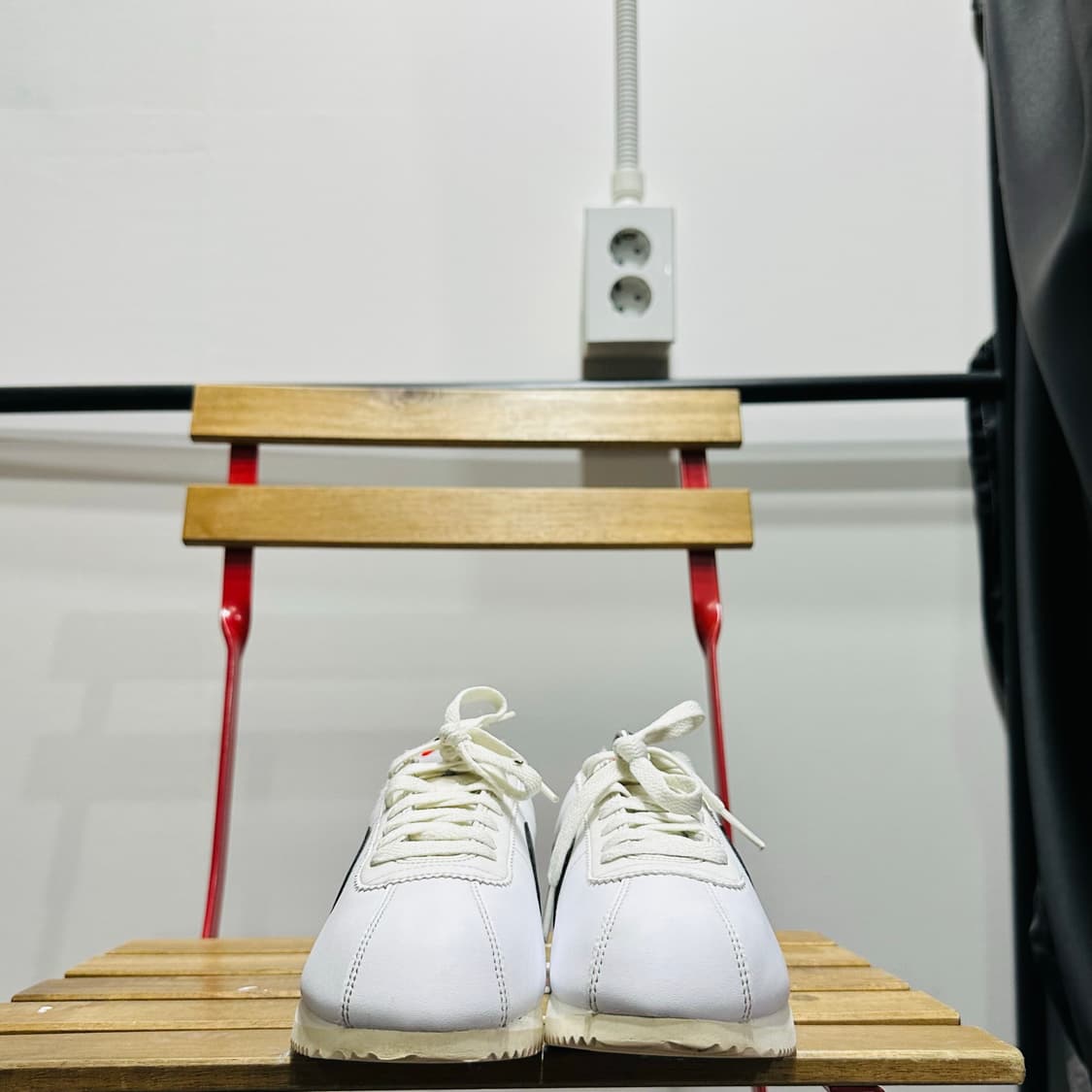 235) 나이키 운동화 여성 여자 신발 코르테즈 화이트 블랙 상품이미지2