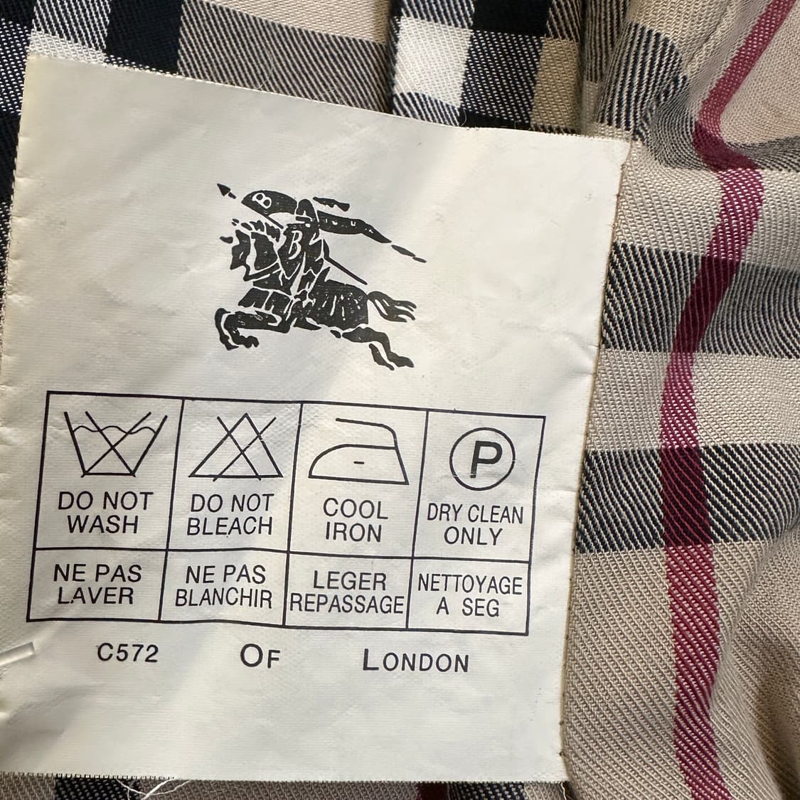 버버리 노바체크 트렌치 코트 베이지 상품이미지10