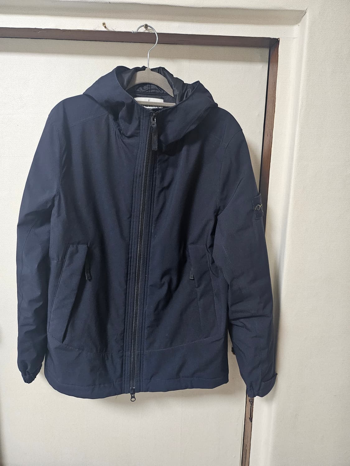 스톤아일랜드 프리마로프 소프트쉘 경량패딩s 상품이미지1