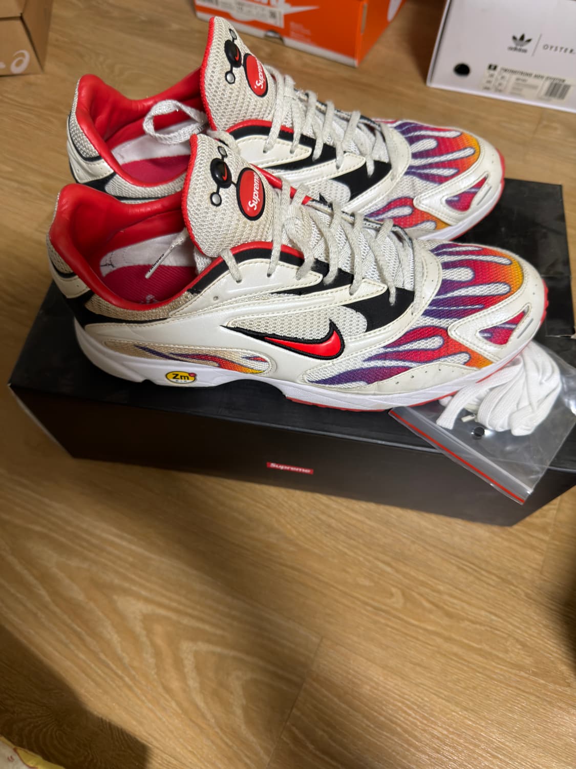 나이키 슈프림 줌 스펙트럼 상품이미지1