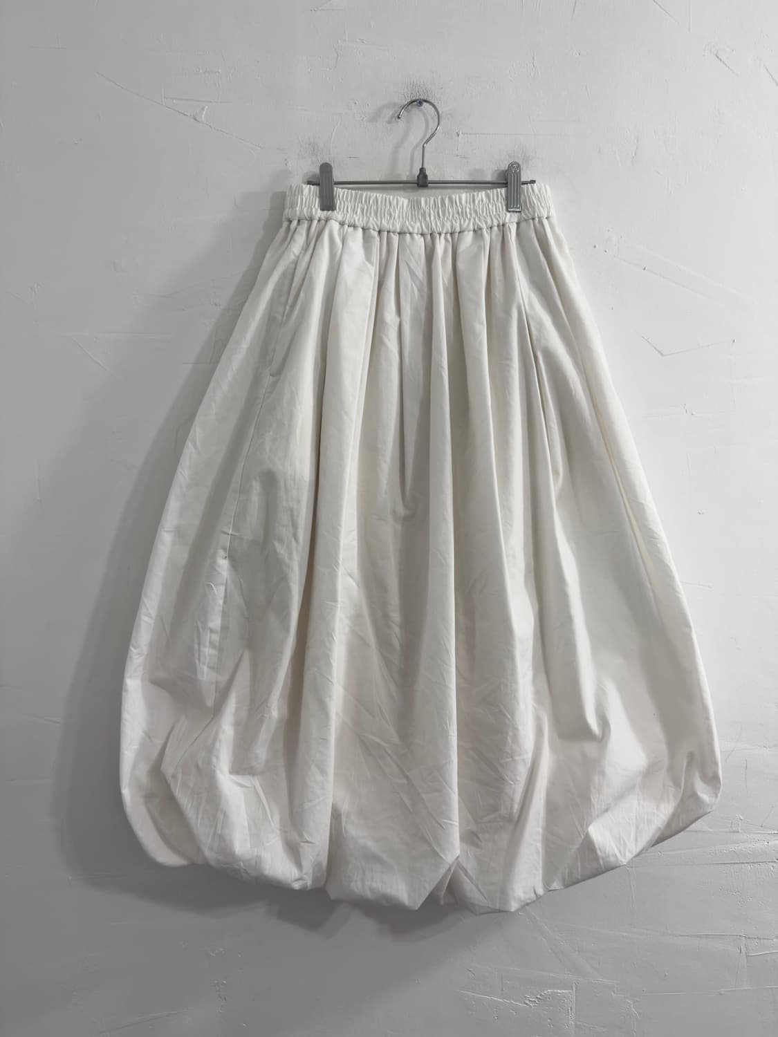 gu white puff long skirt 상품이미지4