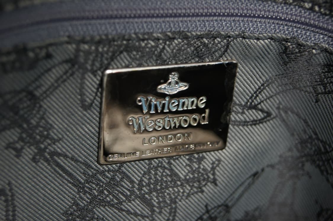 비비안웨스트우드 체크 숄더백 브라운 상품이미지10
