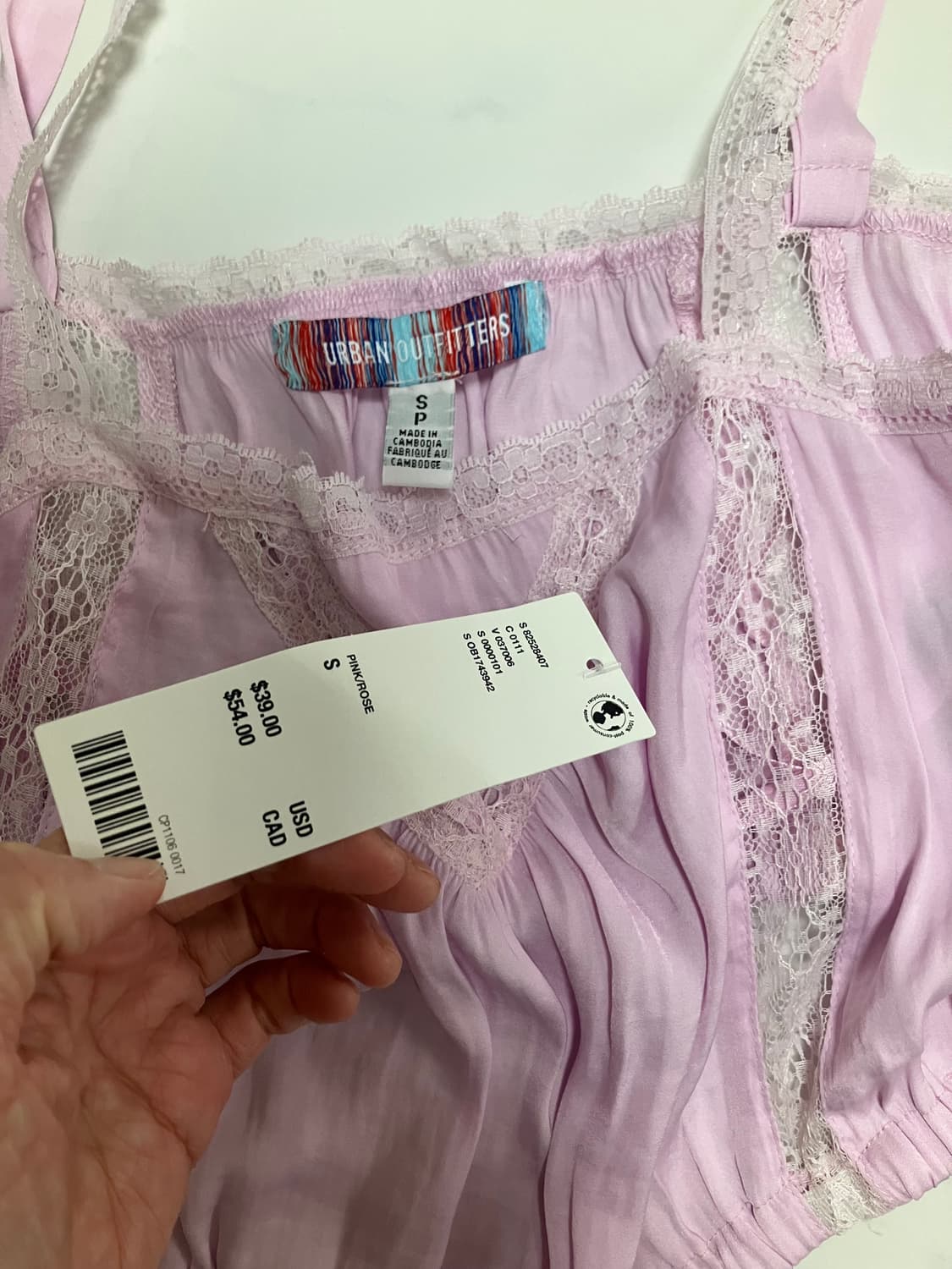 얼반아웃피터스 핑크 레이스 캐미 탱크탑 벌룬 핏 리본 상품이미지5