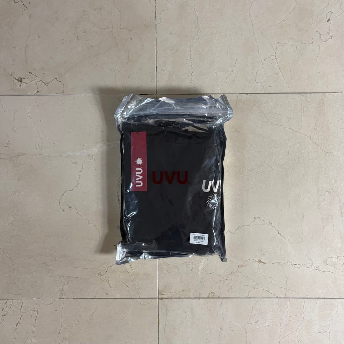 UVU Insignia hoodie Black 상품이미지4