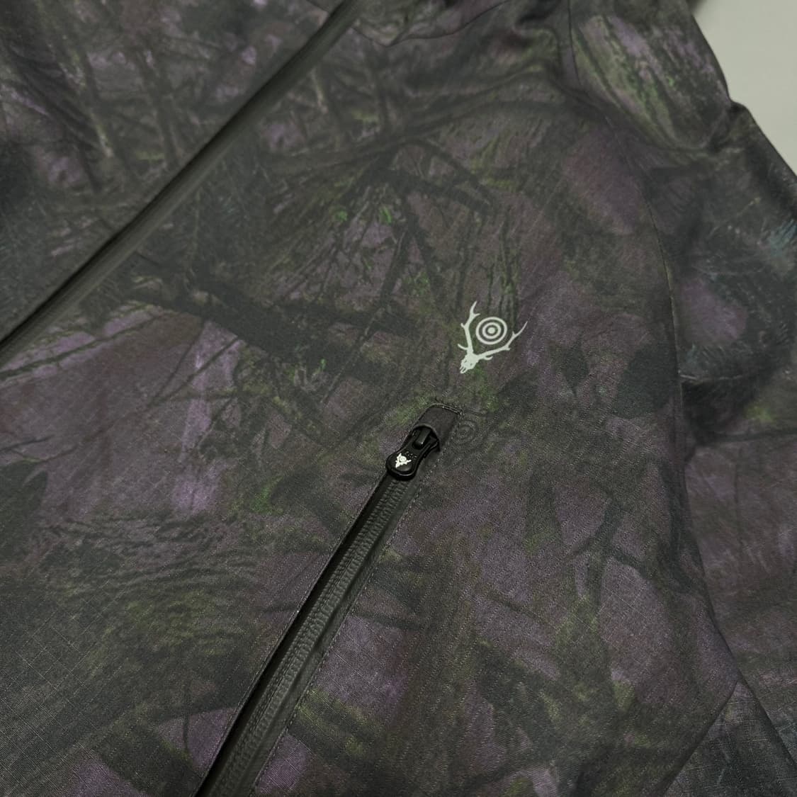 SOUTH2 WEST8 퍼플 카모패턴 웨더 이펙트 후드 윈드브레이커 상품이미지4