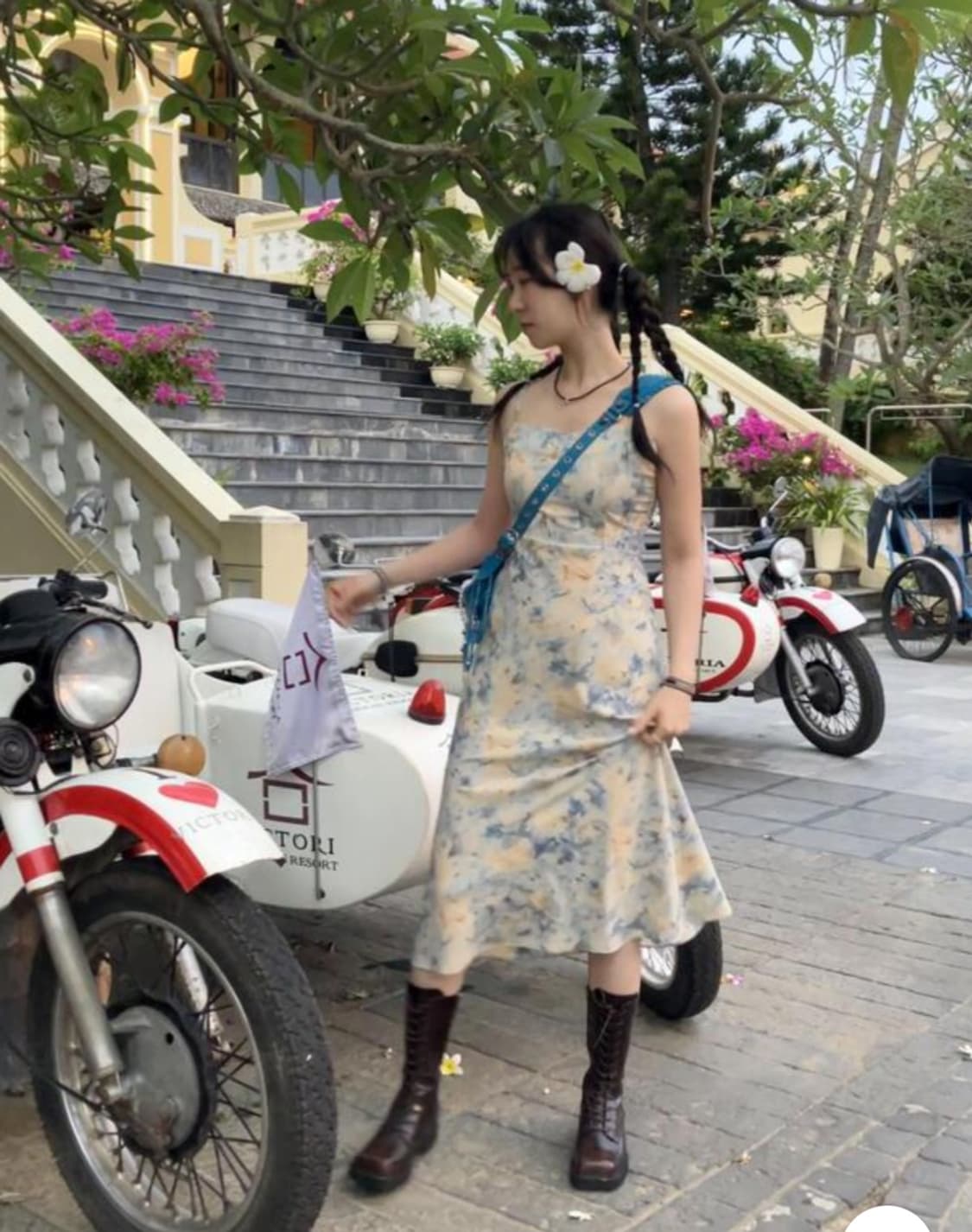 루루서울 under water dress 
사이즈m 1회착용 상품이미지2