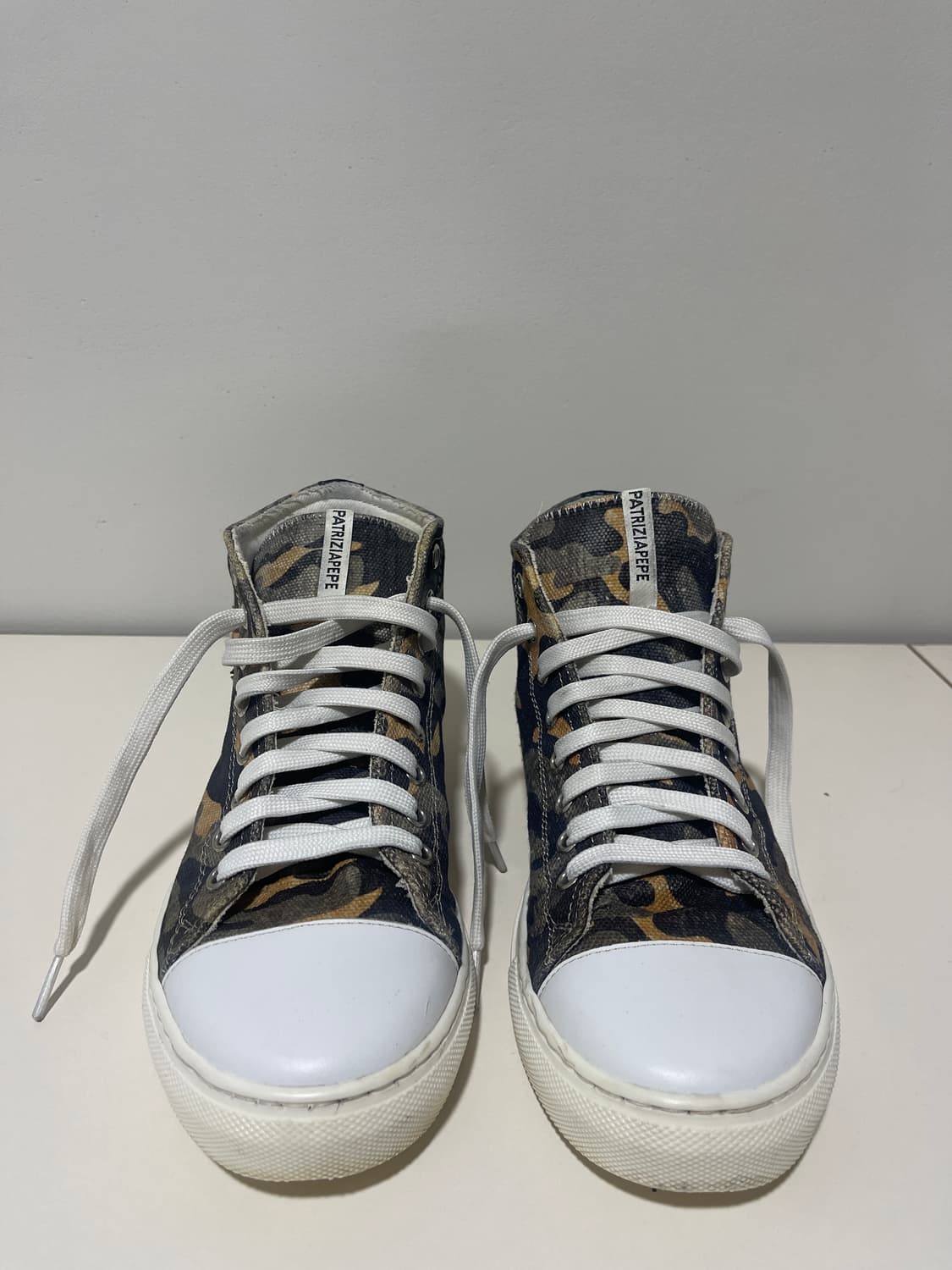 PATRIZIA PEPE 카모 하이탑 스니커즈 38 상품이미지1