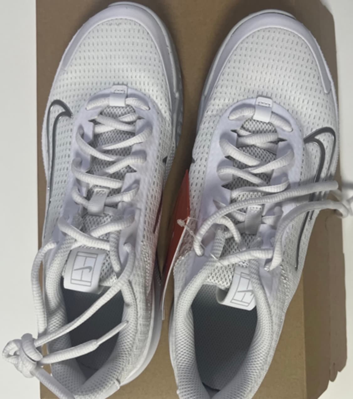 나이키 베이퍼 라이트 2 화이트 메탈릭 실버 상품이미지3