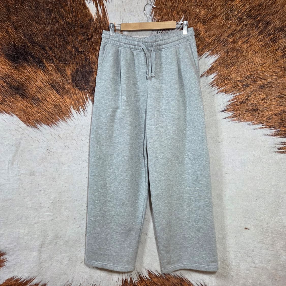 탑텐 와이드 그레이 기모 트레이닝 팬츠 상품이미지1