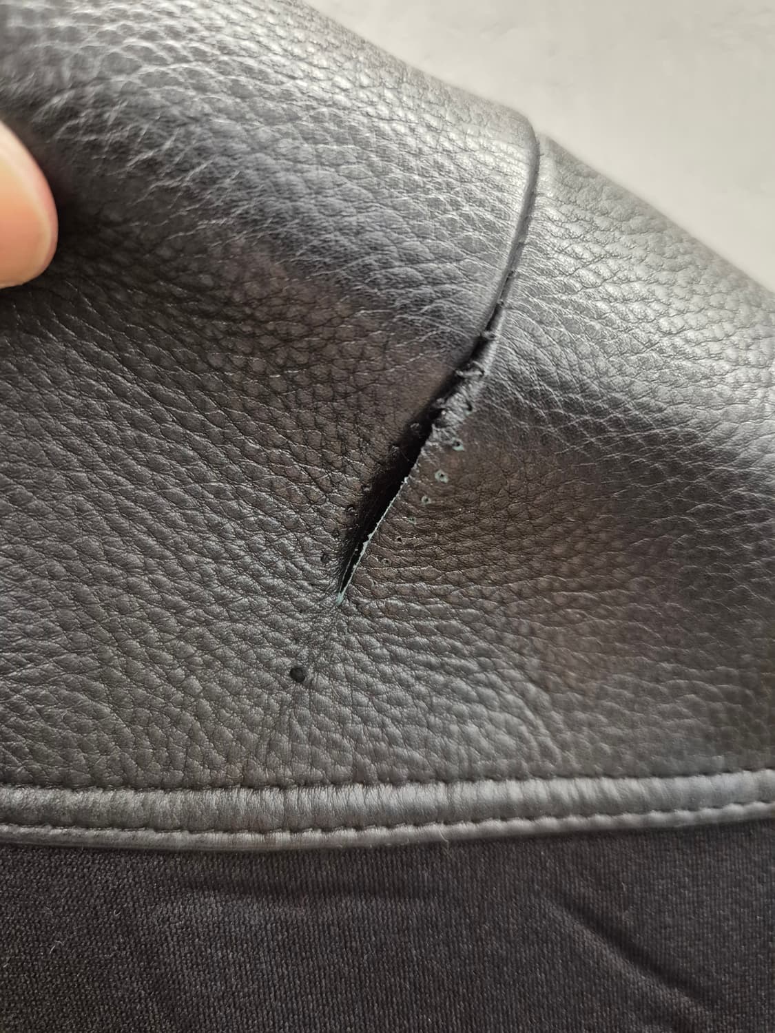 Jehee Sheen 재희신 배색 레더 자켓 48 상품이미지4