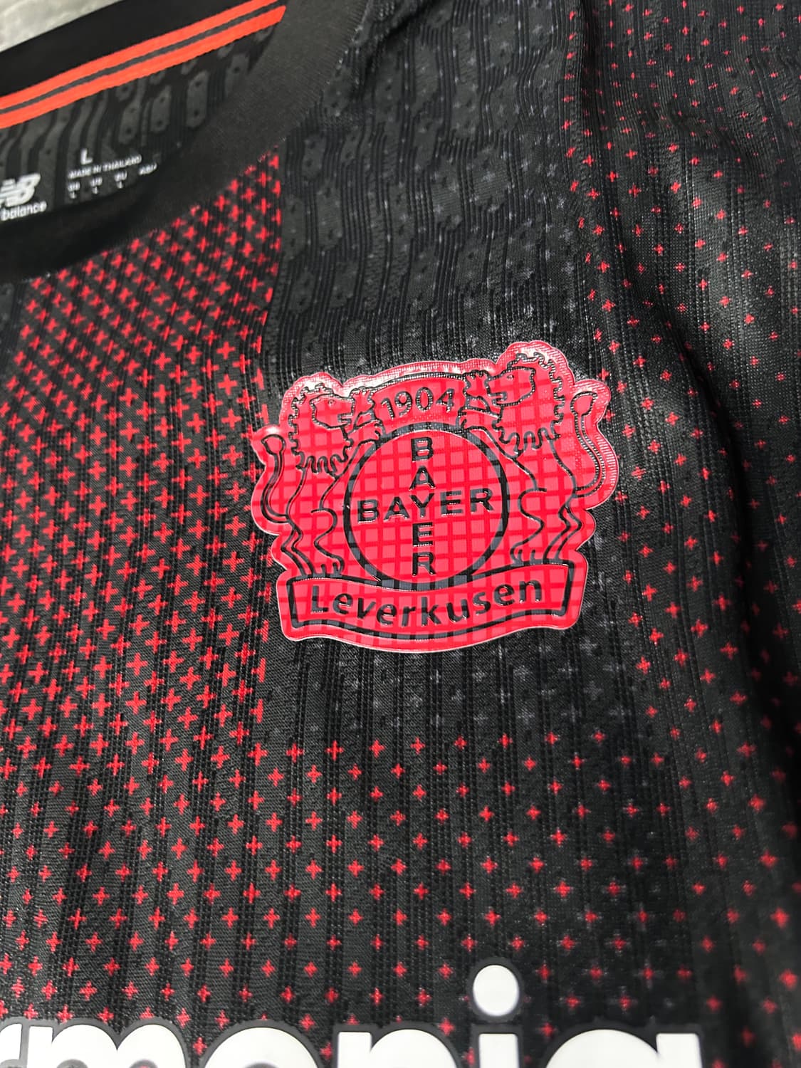 25/26 레버쿠젠 홈 어센틱 유니폼  상품이미지4