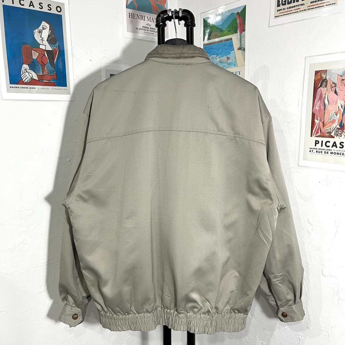 무브먼트 디테일 봄버 자켓 상품이미지2