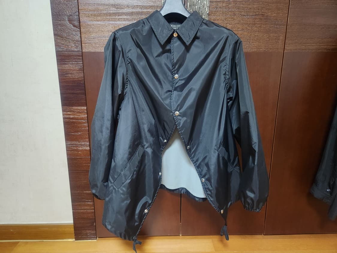 꼼데가르송 옴므 플러스 코치자켓 s사이즈 판매합니다. 상품이미지2