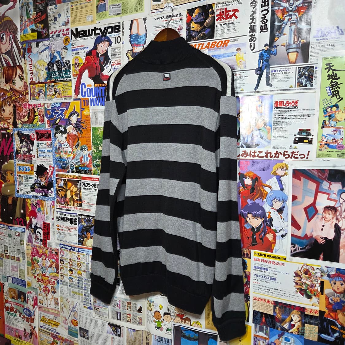 후부 올드스쿨 블랙 그레이 스트라이프 니트 집업 상품이미지5