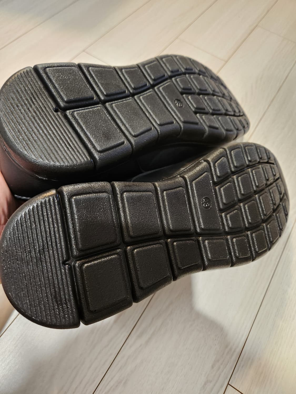 새상품)월드컵 루시안 가죽 에어로폼 슬립온 남성패션화 캐주얼화 사이즈27 상품이미지5