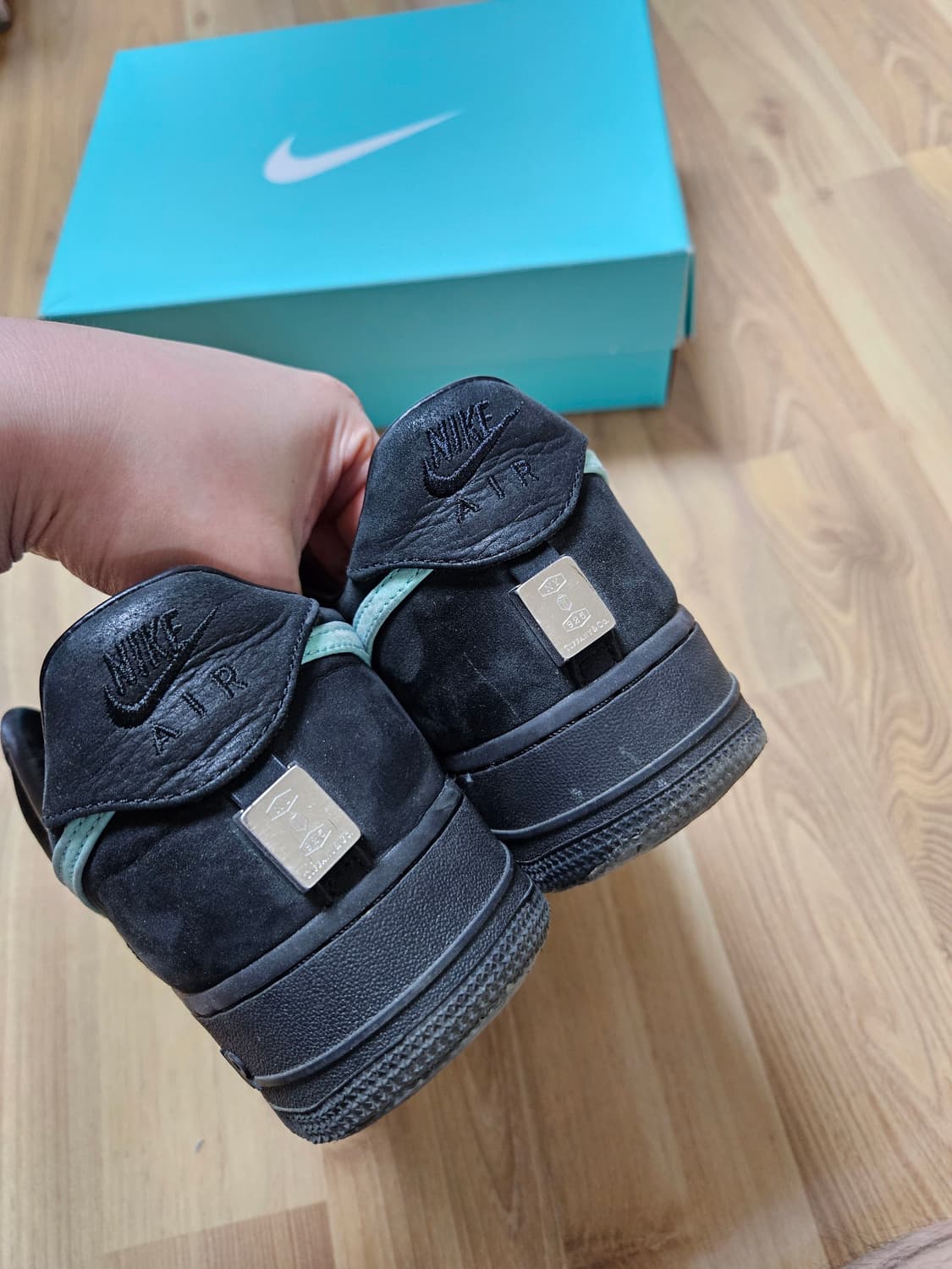 나이키 티파니 에어포스 로우 상품이미지5