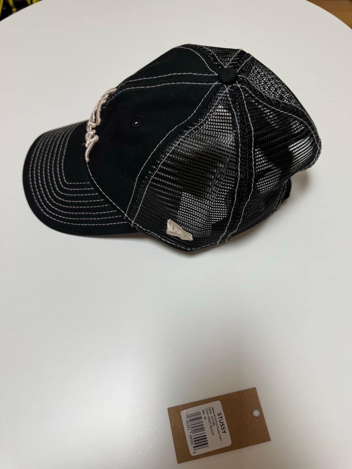 스투시 뉴에라 블랙 트러커 볼캡 모자 판매합니다! 상품이미지3