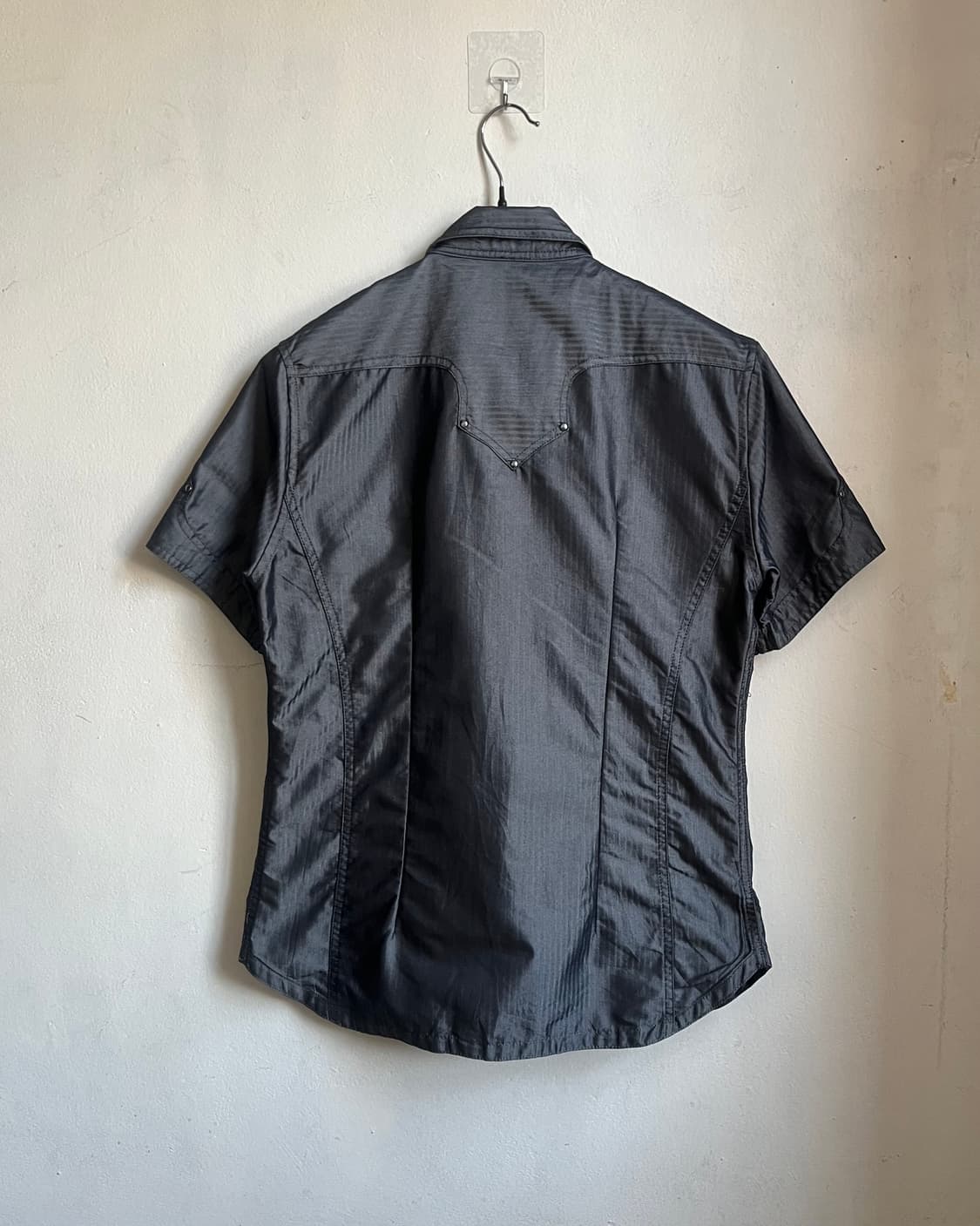 HIDEWAYS Japan Metallic Studed 1/2 Shirt 상품이미지8