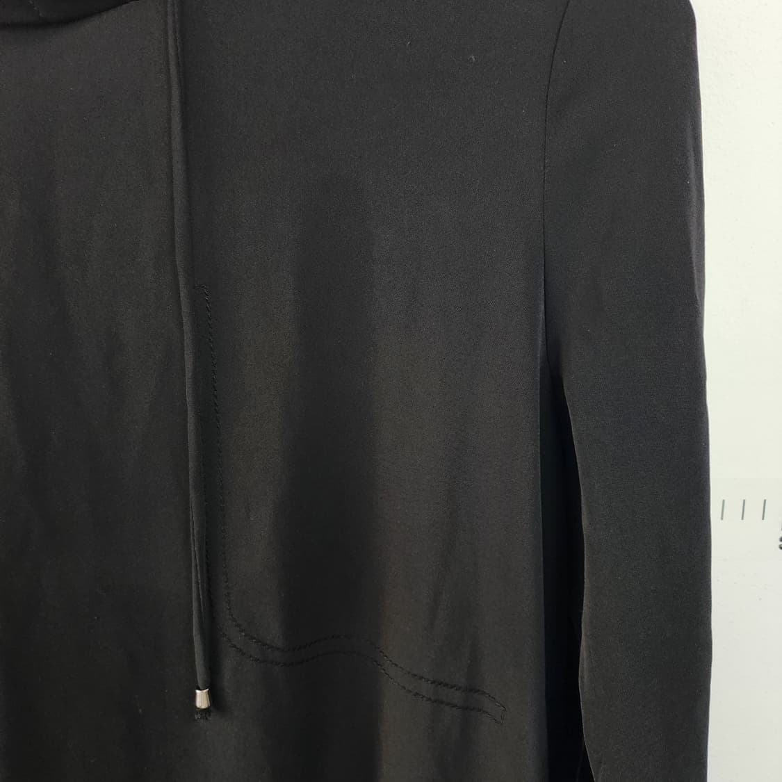 발렌시아 블랙 후드 롱 원피스 상품이미지3