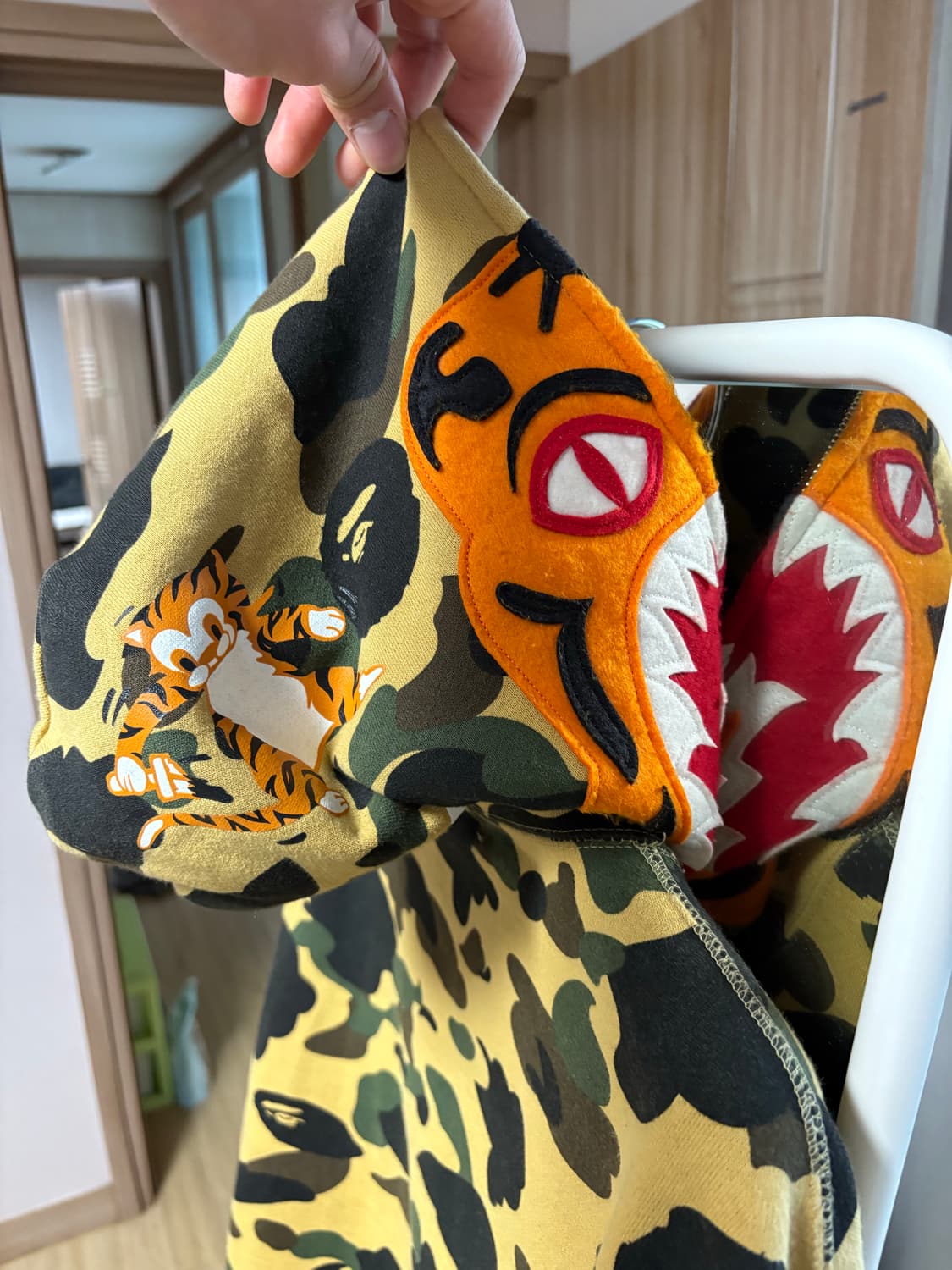 [XL] 베이프 옐로우 카모 타이거 풀 집업 후디 상품이미지6