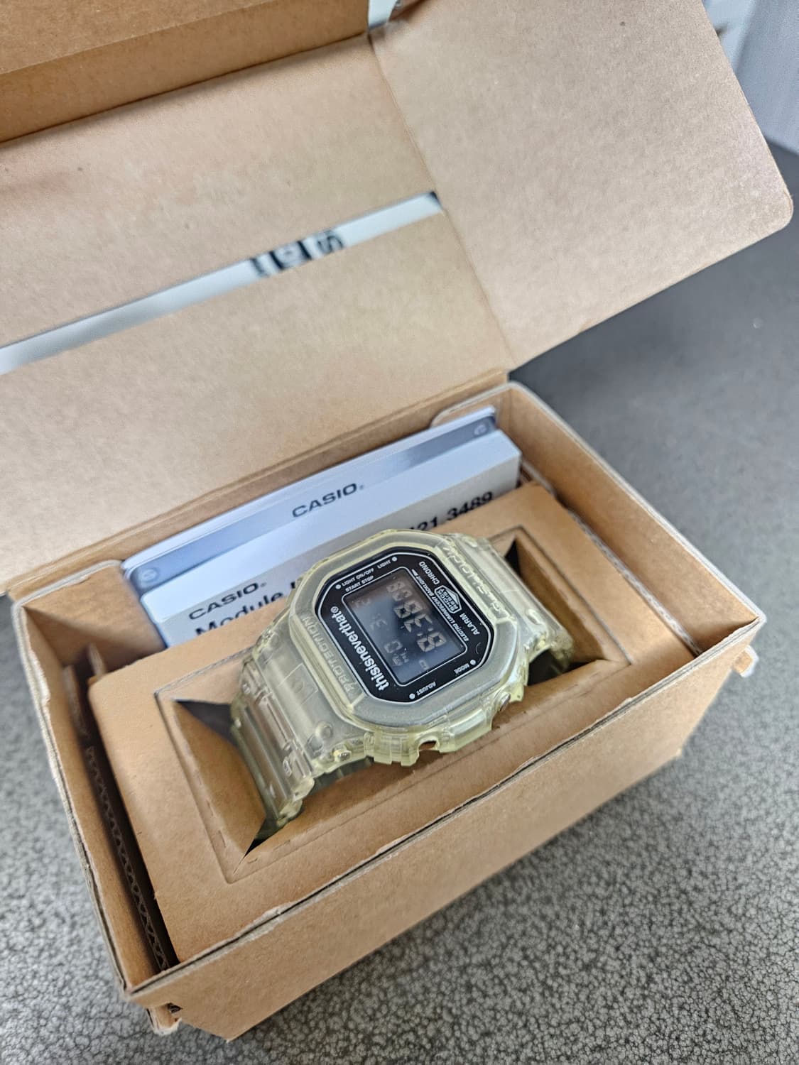 지샥 디네뎃 DW-5600 스켈레톤 팝니다 상품이미지3