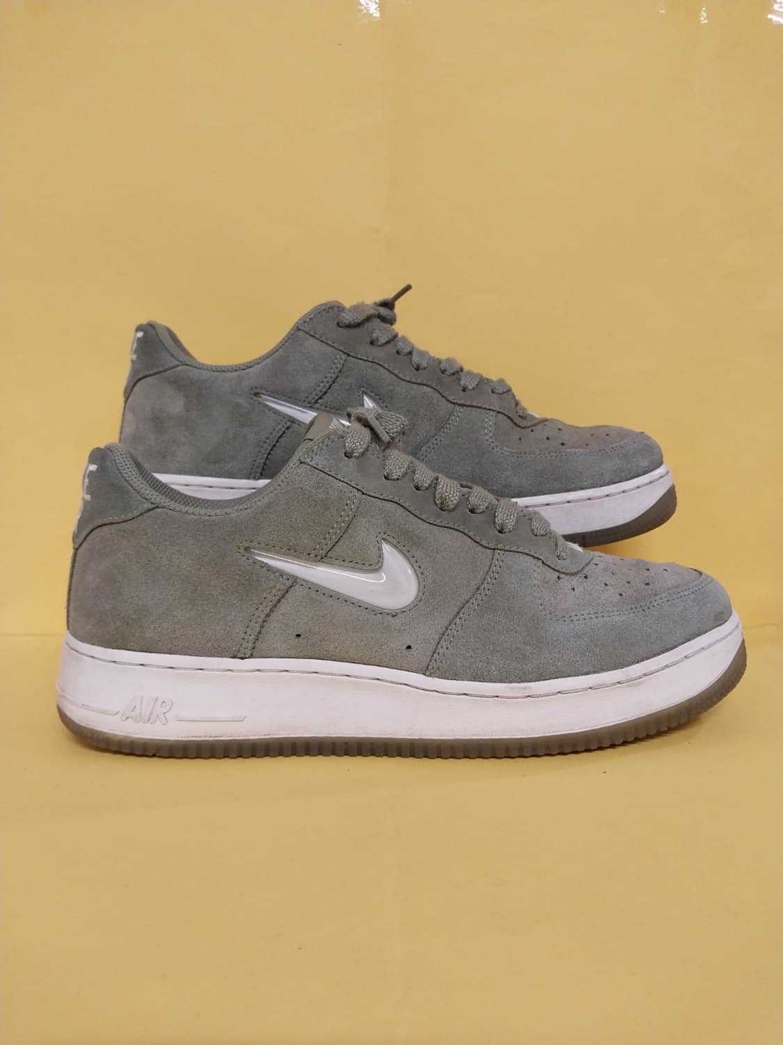 남성 나이키 에어포스1 로우 레트로 오일그린 운동화 (275) 상품이미지3