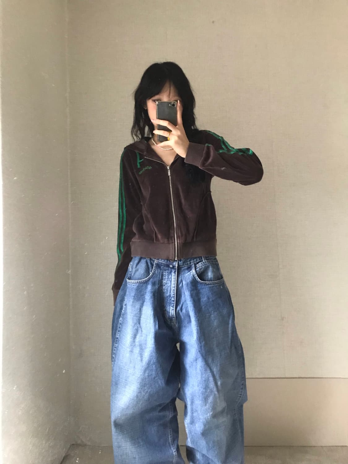 아디다스 브라운 벨벳 후드집업 상품이미지4
