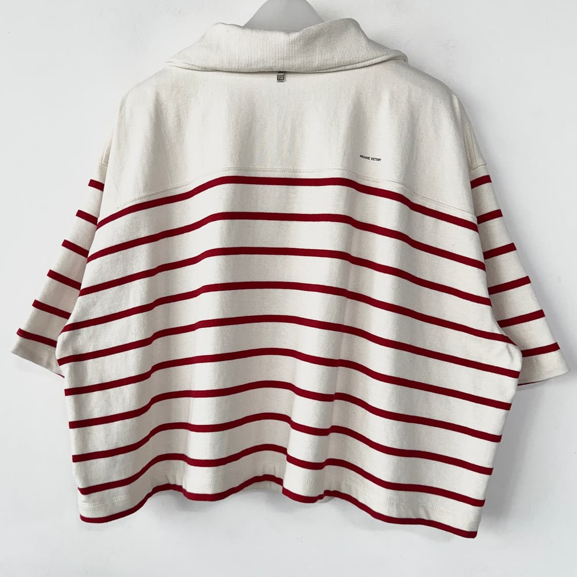 시스템 하프 집업 레터링 크롭 탑 상품이미지8